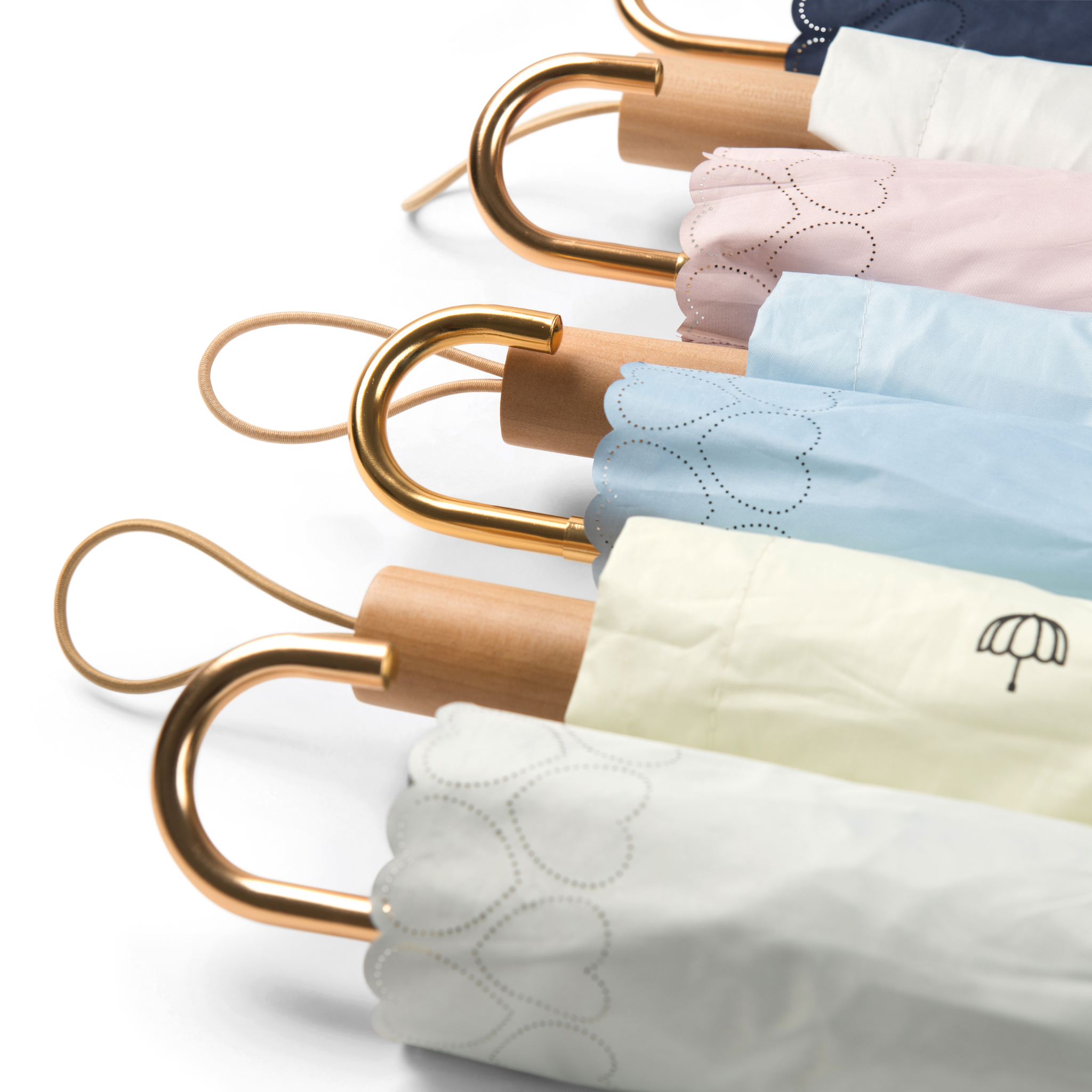 Romantic Breezer – with heart details & gold handle